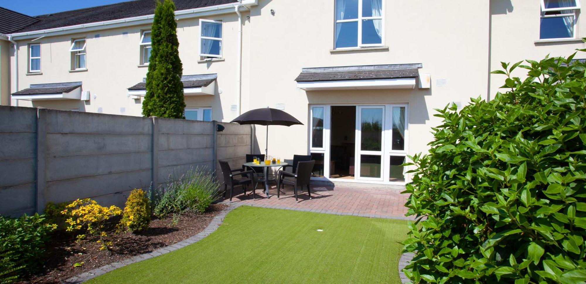 Knightsbrook Hotel Courtyard Accommodation Trim Exterior photo